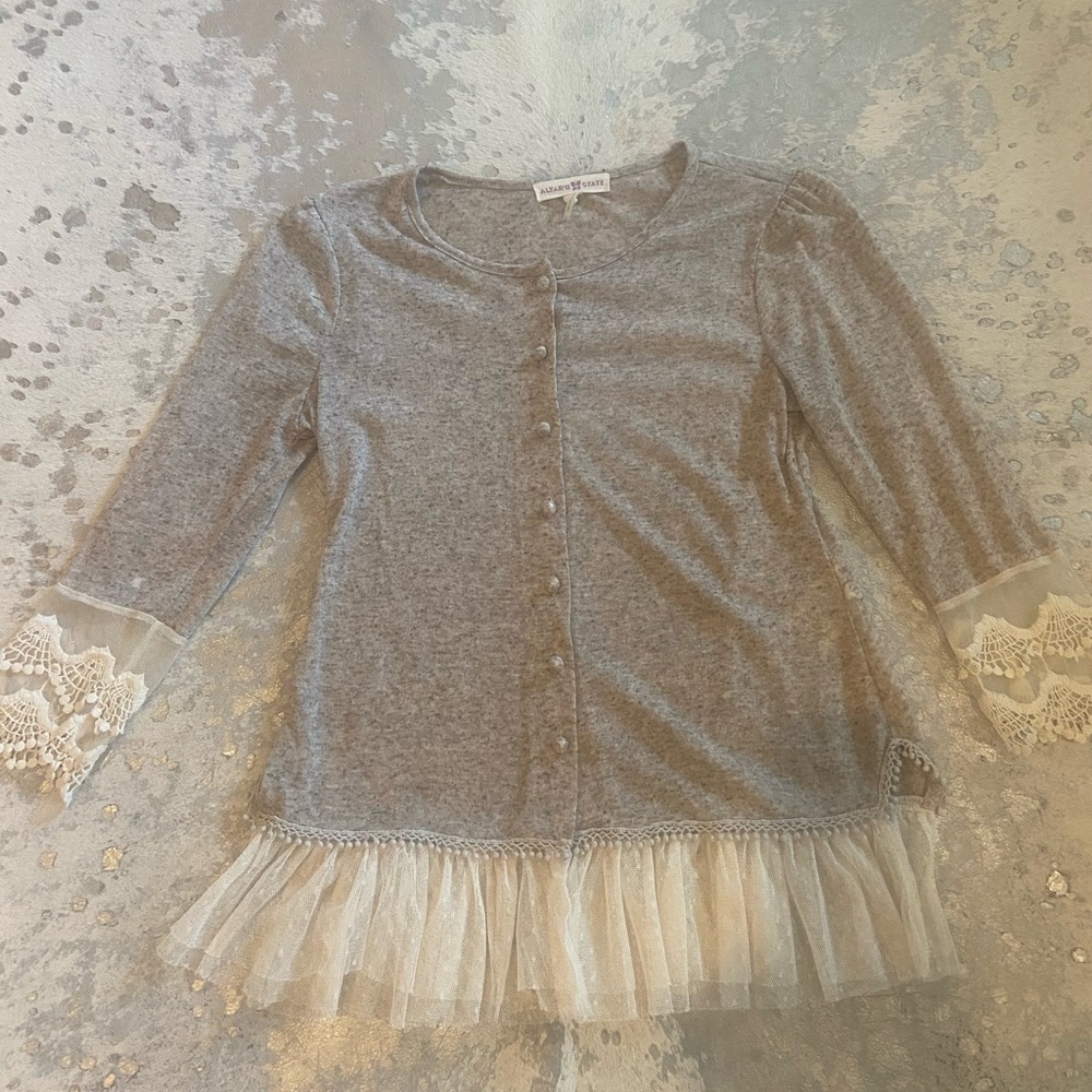 Women’s Lace Embellished and Tulle Hem Top
